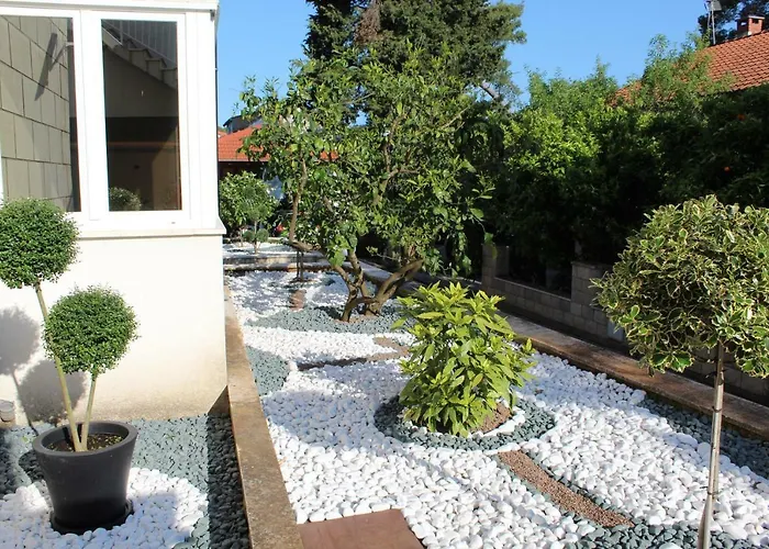 Iliskovic Apartment